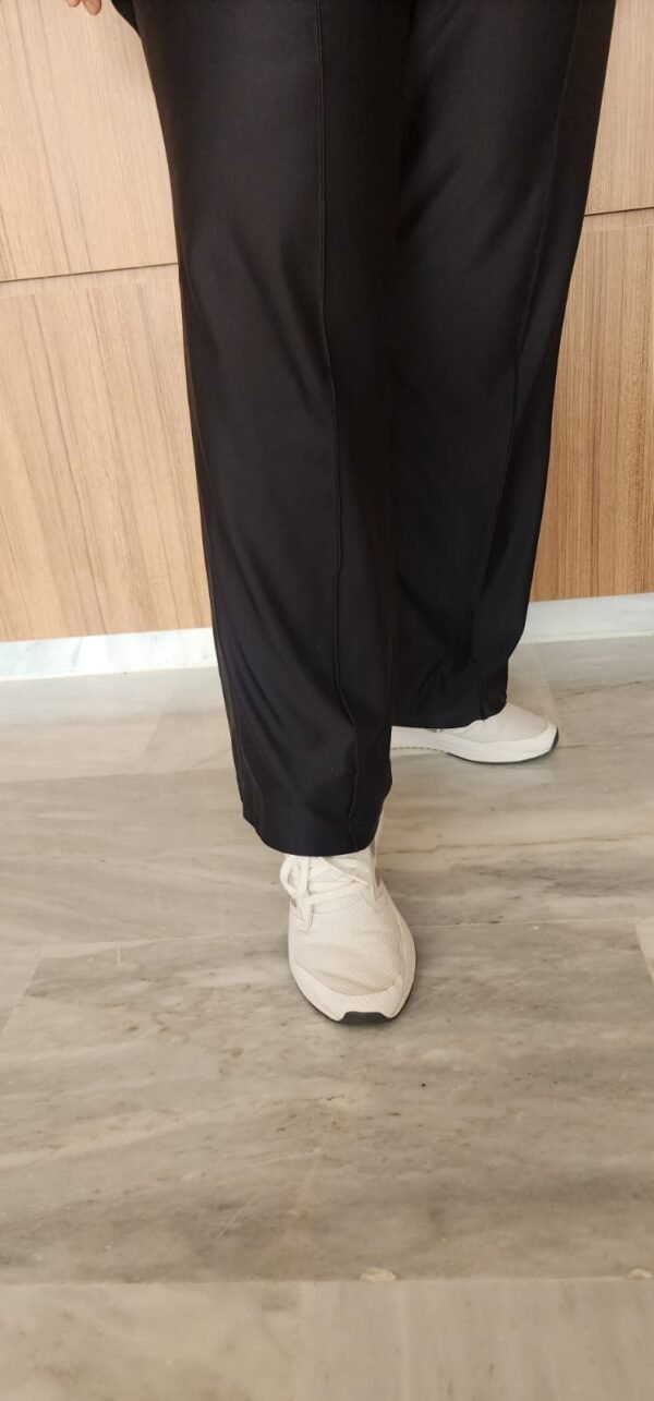 WhatsApp Image 2026-05-08 at 12.06.10 PANTALON COMFY -NOIR-